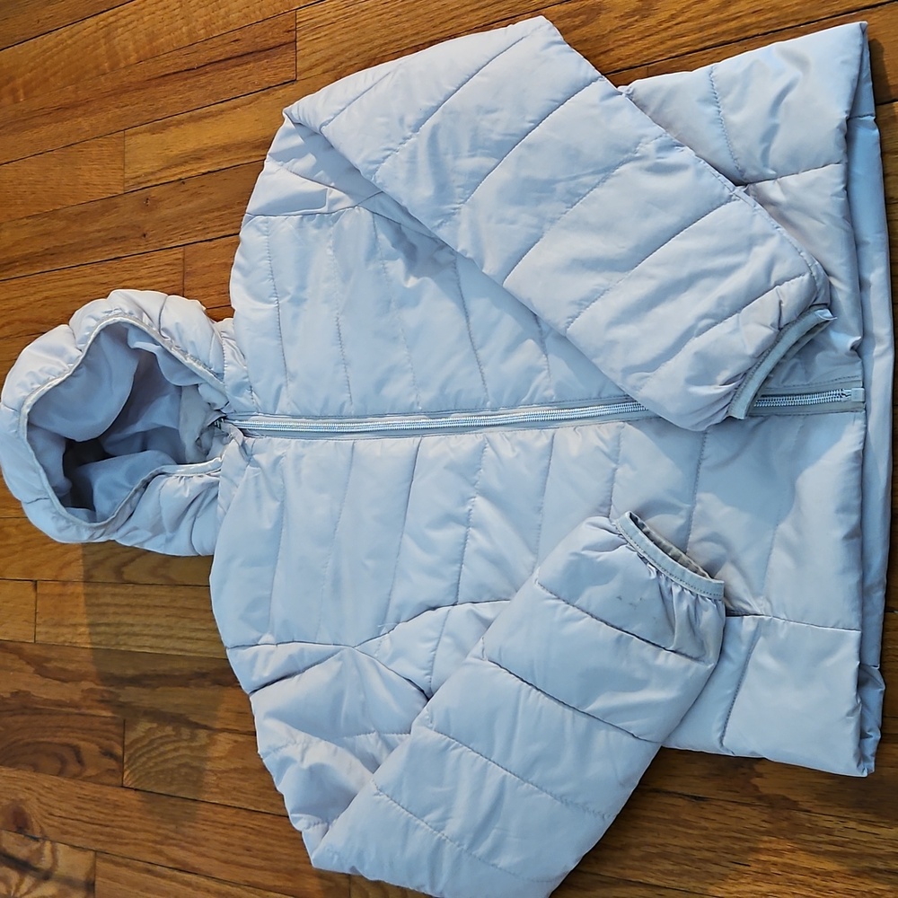 H&M Girls Fall Winter Jacket light Gray Size 12, Great Shape Very Warm